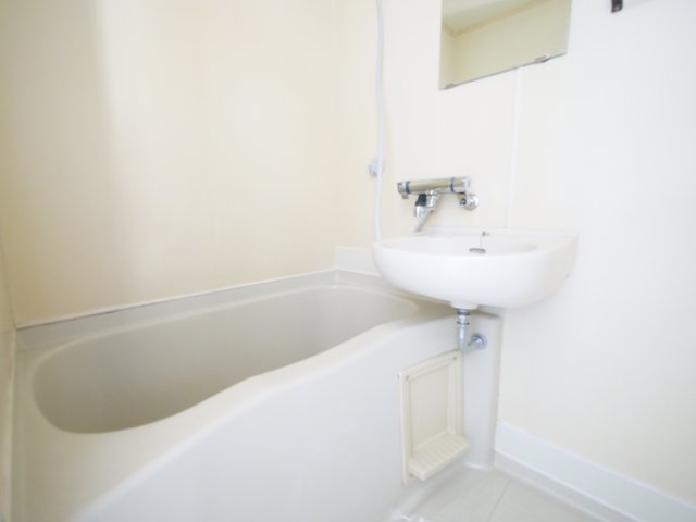 ルミナスの浴室|※写真は別の部屋のものです。