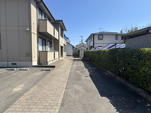 想定年間賃料541.2万　想定利回り6.94％　軽量鉄骨造のその他