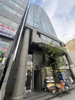 大阪谷町ビルの外観