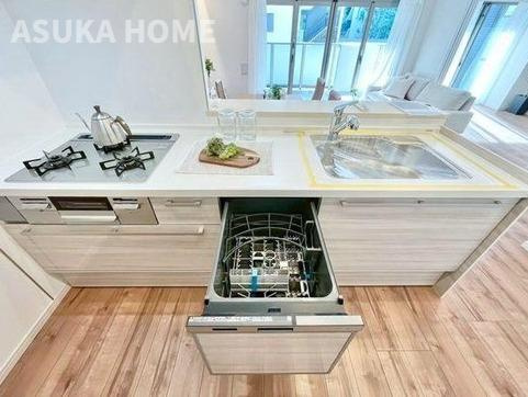 リステージ綱島ラグシスのキッチン|食事の家族時間は大切にしたい！なので、時短節約もできちゃう優れもの食洗器付きです