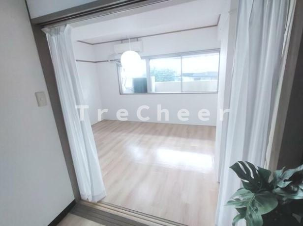 東洋マンションの居間・リビング