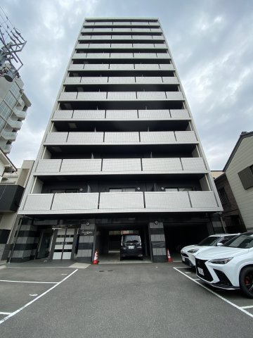 GRANDUKE新栄の外観