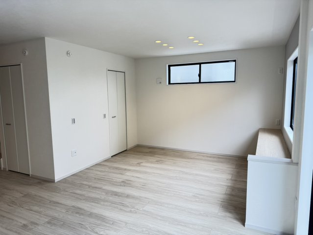 藤枝市　高柳２丁目　新築住宅　①号棟　４LDKの居間・リビング