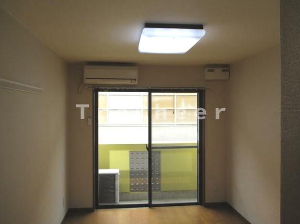 コピネスの居間・リビング