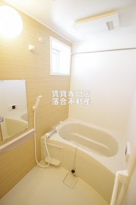 【浴室】 | さくら | 追い焚き機能、浴室乾燥機付き