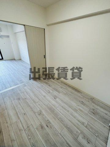 仲介手数料0円！！GRANDUKE新栄の居間・リビング