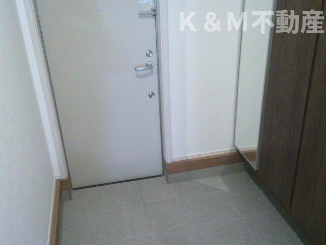 ボヌールメゾンＣの玄関|きれいな玄関です