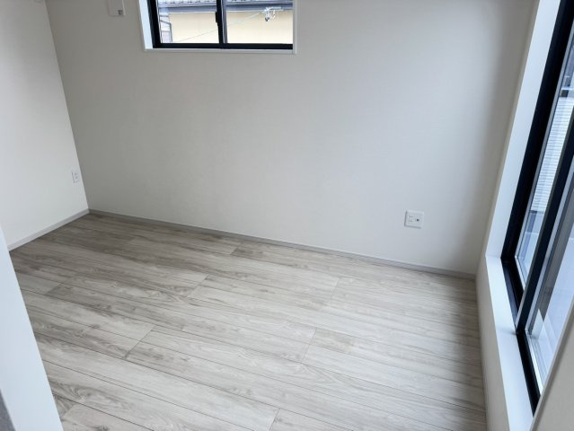 藤枝市　高柳２丁目　新築住宅　②号棟　４LDKの洋室