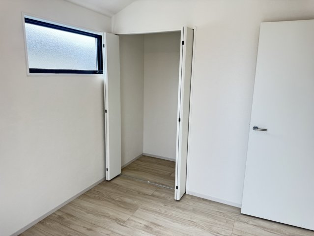 藤枝市　高柳２丁目　新築住宅　②号棟　４LDKの収納