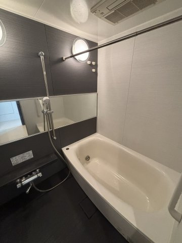ローヤルシティ長野の浴室