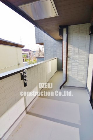 サイカチのバルコニー