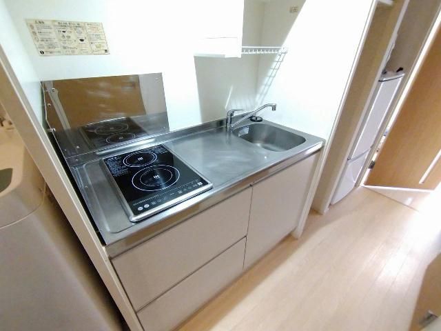 クレイノメゾン　ド　ピエラのキッチン