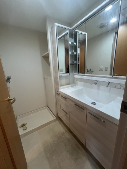 【独立洗面台】