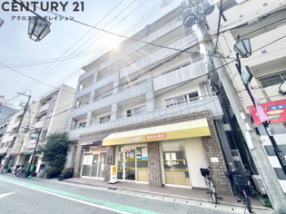 エストゥディオ甲子園口の外観
