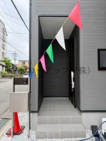 リーブルガーデン堺市東区大美野6期のエントランス
