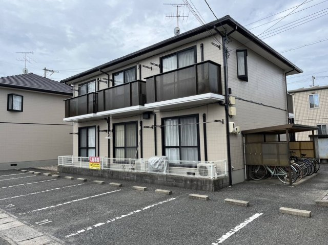 ディアスルシードⅡの駐車場