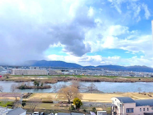 令和８年２月リフォーム済み◆１１階建てマンション１０階部分南西向き２ＬＤＫ住戸◆桂川ハイツ２号館の展望|眺望