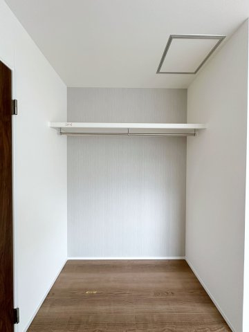 東区福田1丁目 No.2の収納|全居室収納☆
7帖洋室のクローゼットです♪