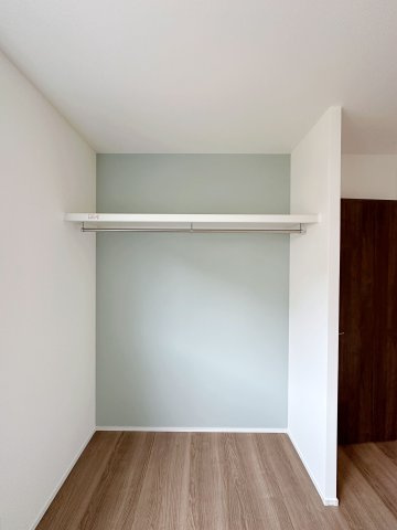 東区福田1丁目 No.2の収納|全居室収納☆
6帖洋室のクローゼットです♪