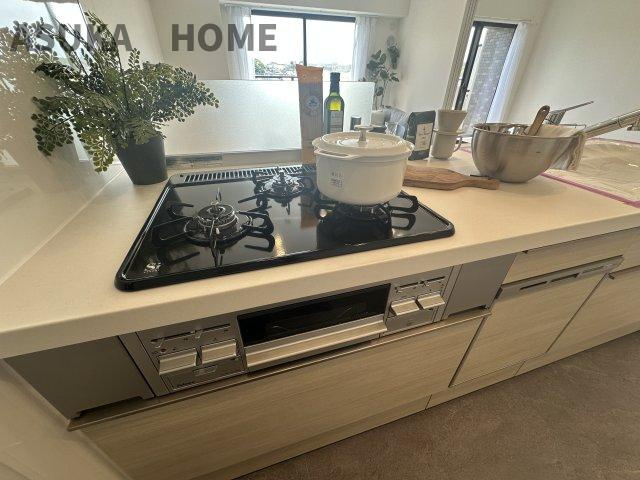 横浜小机西パーク・ホームズ壱番館 の浴室|毎日の疲れを癒すバスタイム。浴室換気乾燥暖房機付きでお風呂の環境の維持にも！