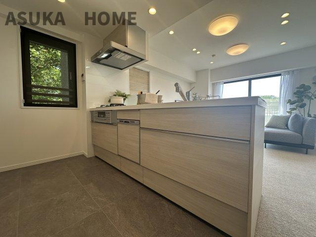 横浜小机西パーク・ホームズ壱番館 の洋室|家族一人ひとりの大切なプライベート空間の居室。家具の配置のご相談は是非お任せください。