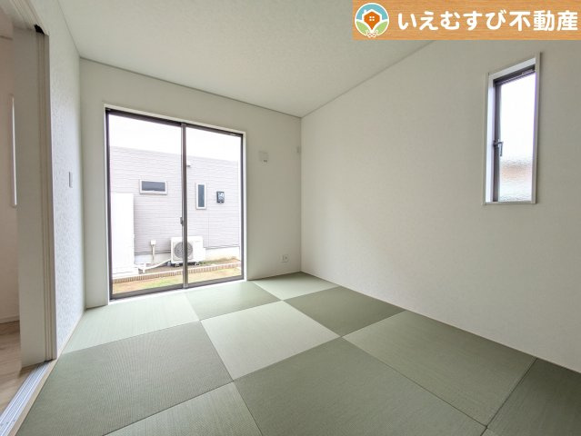 Cradle garden　本庄市小島第6の和室|すぐ横になれる和室は、みんながほっと一息つける空間
ちょっとした休憩や来客時、お子様のお世話にも大活躍しそうですね♪