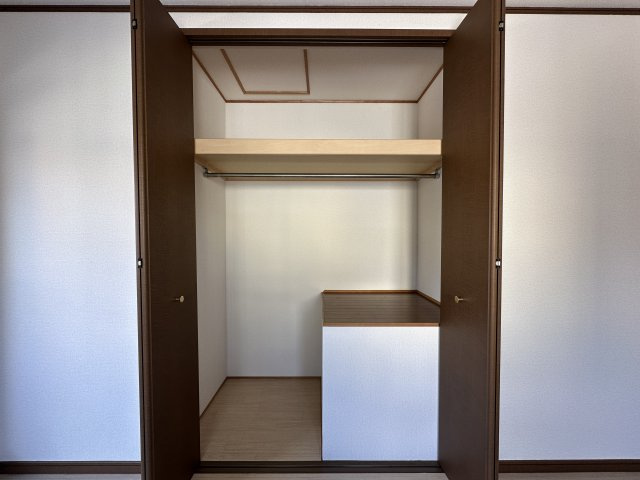 神戸市西区玉津町高津橋戸建の収納