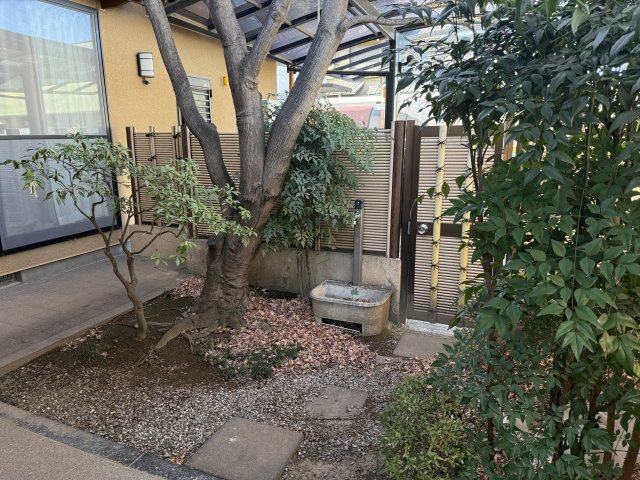 前橋市日吉町2丁目　中古住宅の庭