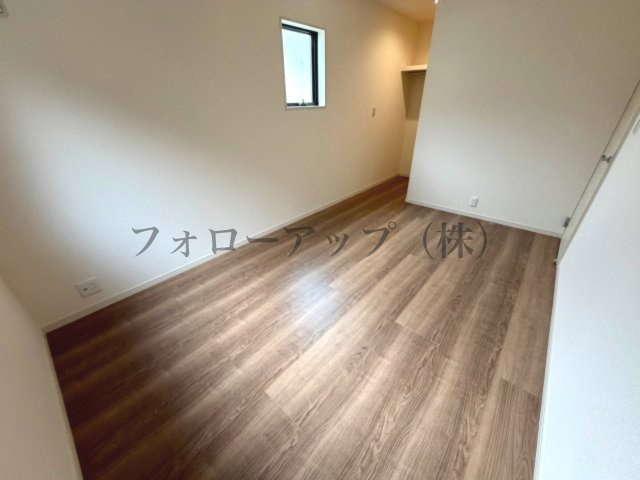 リーブルガーデン堺市東区大美野6期の洋室|コンパクトで使いやすい洋室です