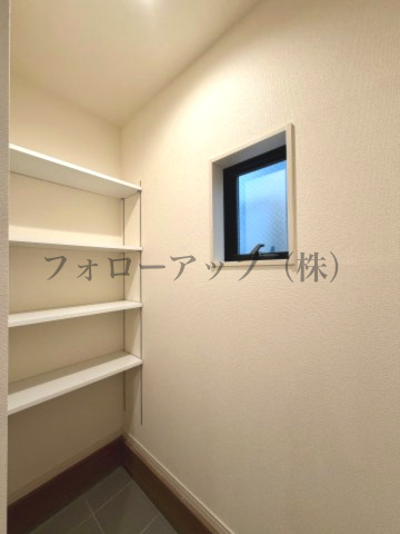 リーブルガーデン堺市東区大美野6期の収納|収納スペース豊富です