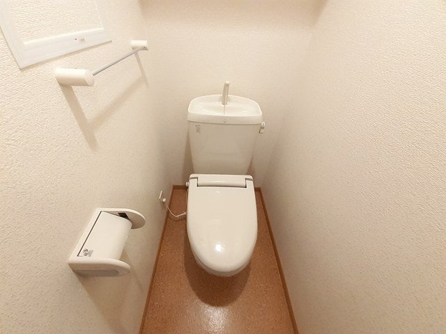 フラワーＣのトイレ|コンパクトで使いやすいトイレです