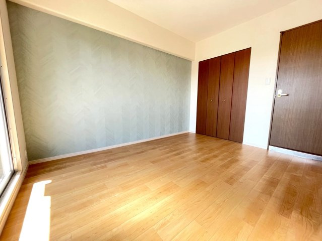◆２０２５年８月リフォーム完了◆２面ワイドバルコニー付き◆最上階◆角部屋◆ルネ伏見東の洋室|洋室