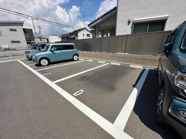 シエスタ別館Northの駐車場