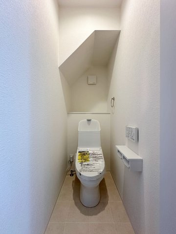 佐伯区五日市中央1丁目 No.2のトイレ|1階ウォシュレットトイレ☆
1階、2階にウォシュレットトイレがついています♪