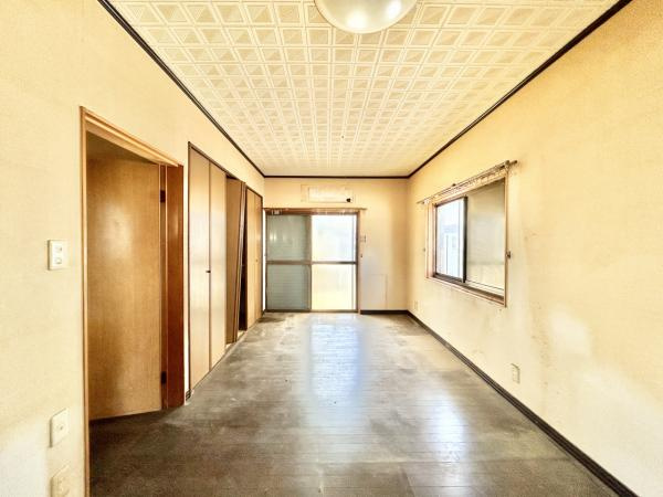 高知市朝倉丙　中古一戸建ての洋室|【現況写真】2階9畳洋室です