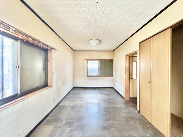 高知市朝倉丙　中古一戸建ての洋室|【現況写真】2階9畳洋室です