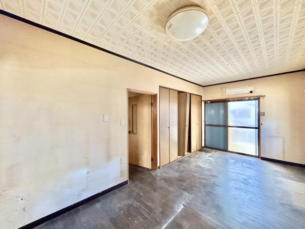 高知市朝倉丙　中古一戸建ての洋室|【現況写真】2階9畳洋室です