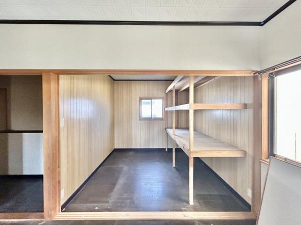 高知市朝倉丙　中古一戸建ての収納|【現況写真】2階納戸です