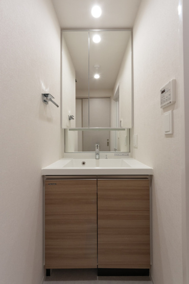 【洗面所】 | プラネソシエプラス桜台 | ※写真は同タイプ住戸です。