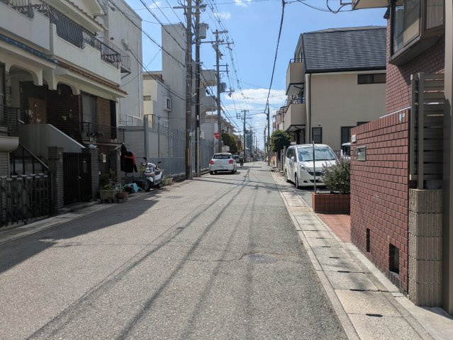 【前面道路含む現地写真】の画像