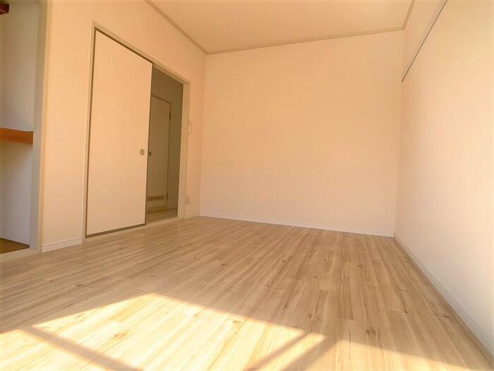 アペックス日進の洋室|南側洋室6.7帖