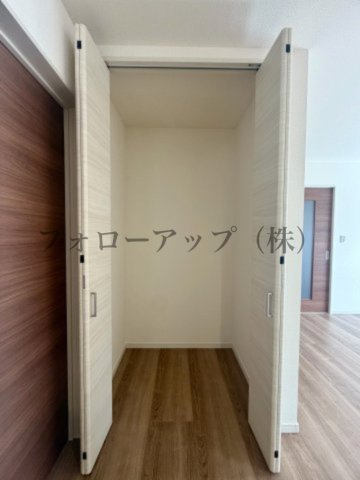 リーブルガーデン堺市東区大美野6期の収納|収納スペース豊富です