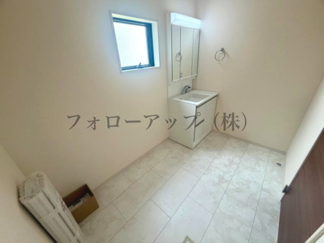 リーブルガーデン堺市東区大美野6期の独立洗面台|独立洗面台で身支度をすべて済ませてしまいましょう