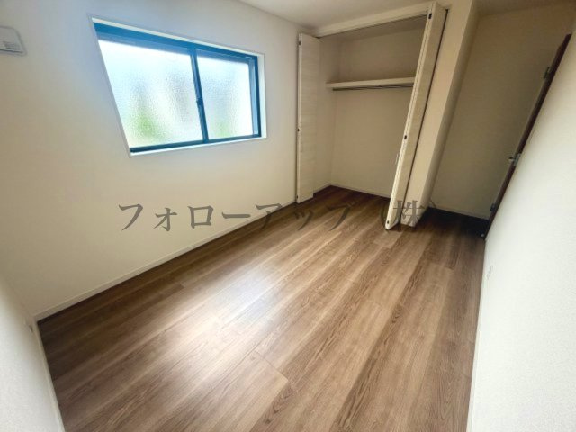 リーブルガーデン堺市東区大美野6期の洋室|個人の部屋や寝室として使える洋室です