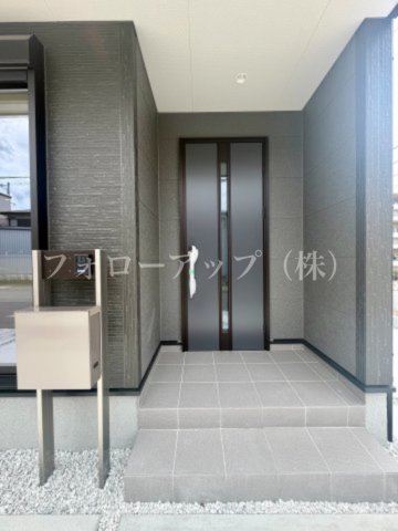 リーブルガーデン堺市東区大美野6期のエントランス