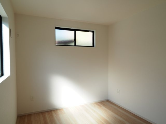 【洋室】 | LIGARE　大森２期　１号棟