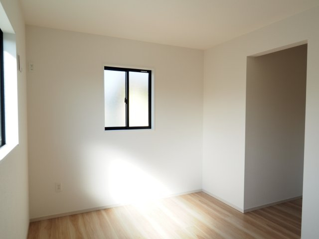 【洋室】 | LIGARE　大森２期　１号棟