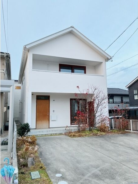 豊田市鴛鴨町上高根貸家の外観