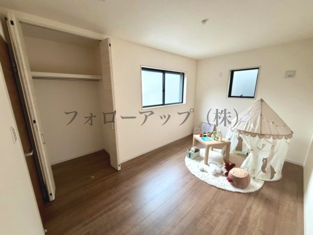 堺市東区大美野6期 の洋室|広々とした洋室です