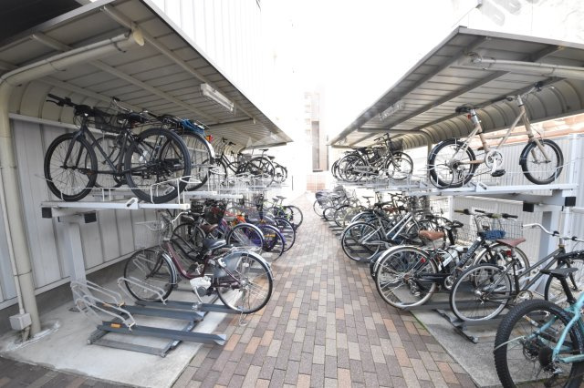 クリスタルブライト天満橋リバーサイドの駐車場|クリスタルブライト天満橋リバーサイド　駐輪場